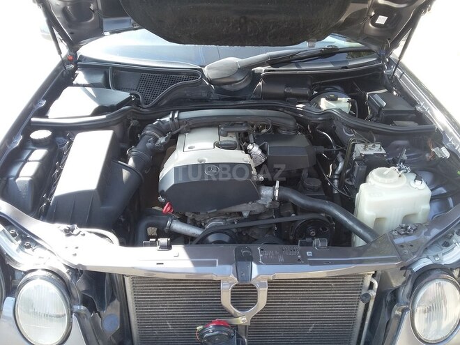 Mercedes E 200 1997, 258,000 km - 2.0 l - Bakı