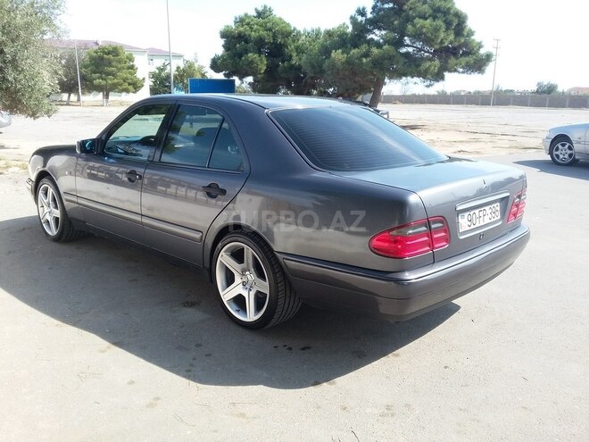 Mercedes E 200 1997, 258,000 km - 2.0 l - Bakı