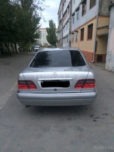 Mercedes E 230 1996, 274,300 km - 2.3 l - Sumqayıt