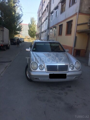 Mercedes E 230 1996, 274,300 km - 2.3 l - Sumqayıt