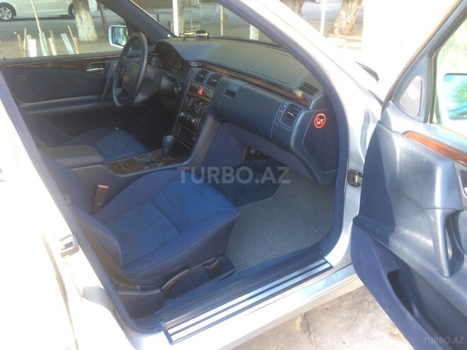 Mercedes E 230 1996, 274,300 km - 2.3 l - Sumqayıt