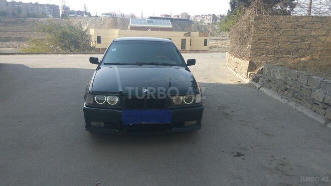 BMW 320 1993, 196,070 km - 2.0 l - Bakı