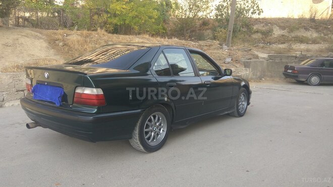 BMW 320 1993, 196,070 km - 2.0 l - Bakı