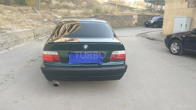 BMW 320 1993, 196,070 km - 2.0 l - Bakı