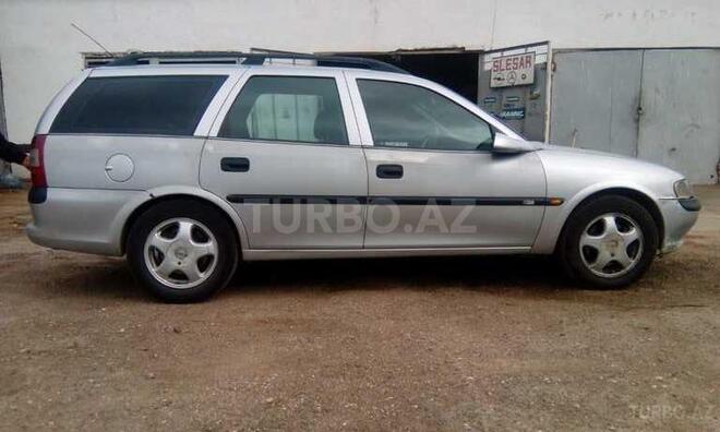 Opel Vectra 1998, 350,000 km - 2.0 l - Bakı
