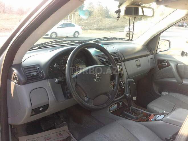 Mercedes ML 320 2002, 272,000 km - 3.2 л - Bakı
