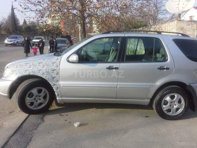 Mercedes ML 320 2002, 272,000 km - 3.2 л - Bakı