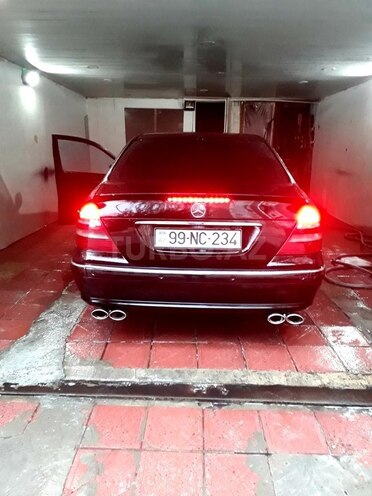Mercedes E 270 2002, 425,905 km - 2.7 л - Bakı
