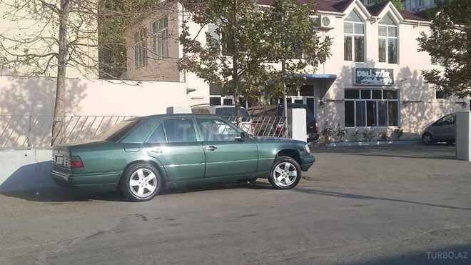 Mercedes E 300 1994, 230,655 km - 3.0 l - İmişli