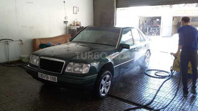 Mercedes E 300 1994, 230,655 km - 3.0 l - İmişli