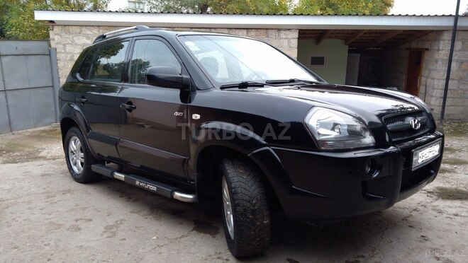 Hyundai Tucson 2006, 200,000 km - 2.0 l - Qusar