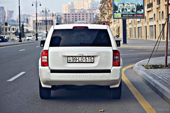 Jeep Patriot 2009, 102,000 km - 2.0 l - Bakı