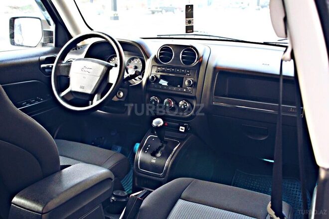 Jeep Patriot 2009, 102,000 km - 2.0 l - Bakı