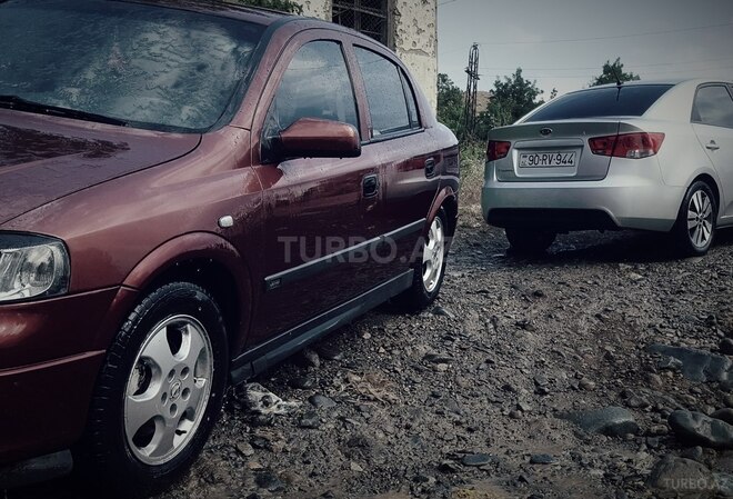Opel Astra 2000, 220,000 km - 1.8 l - Mingəçevir