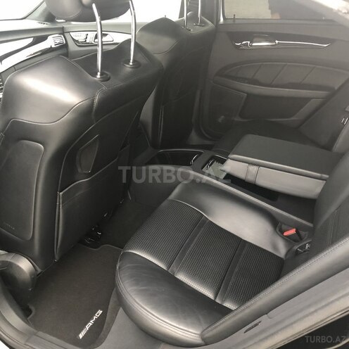 Mercedes CLS 63 AMG 2010, 137,998 km - 5.5 l - Bakı