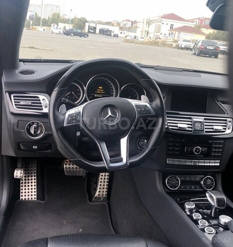 Mercedes CLS 63 AMG 2010, 137,998 km - 5.5 l - Bakı