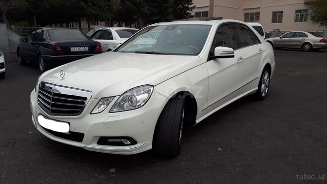 Mercedes E 350 2009, 205,000 km - 3.5 l - Bakı