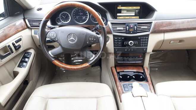 Mercedes E 350 2009, 205,000 km - 3.5 l - Bakı