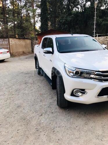 Toyota Hilux 2016, 65,000 km - 2.8 l - Bakı