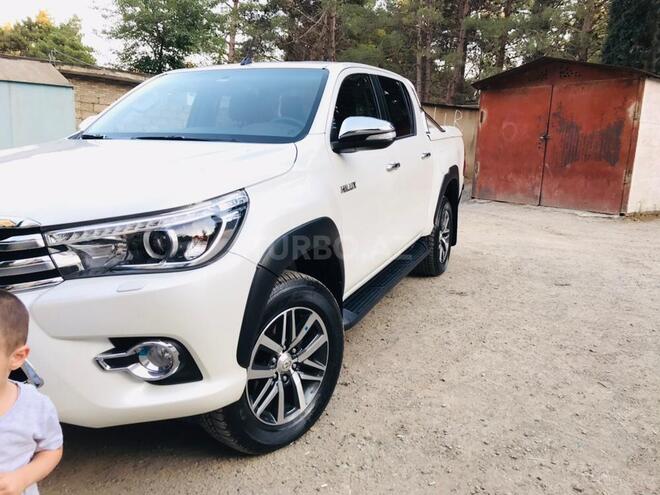 Toyota Hilux 2016, 65,000 km - 2.8 l - Bakı