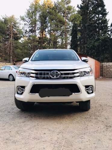 Toyota Hilux 2016, 65,000 km - 2.8 l - Bakı