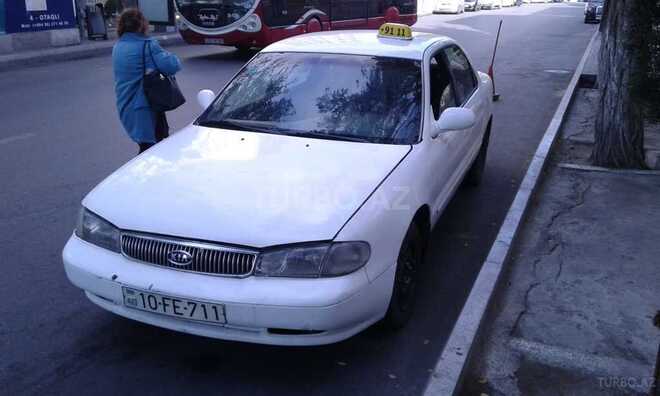 Kia Clarus 1998, 235,000 km - 2.0 l - Bakı