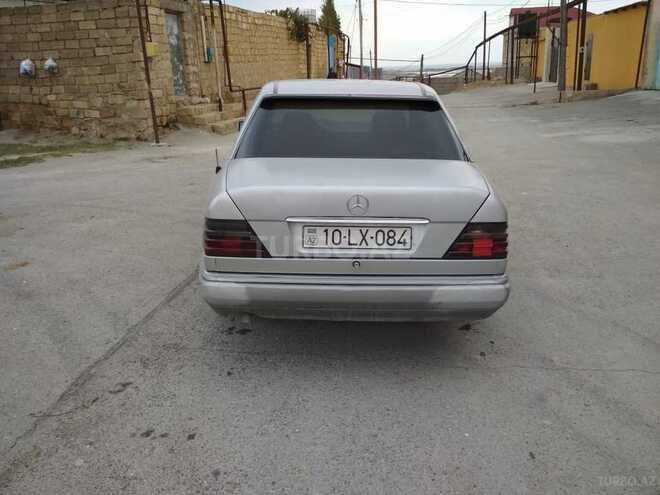 Mercedes E 200 1994, 156,000 km - 2.0 l - Bakı
