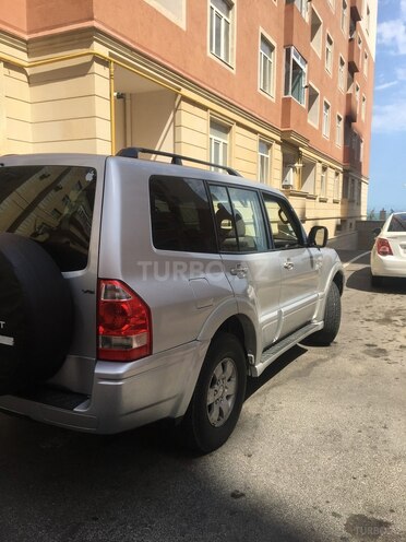 Mitsubishi Pajero 2003, 330,000 km - 3.0 l - Sumqayıt