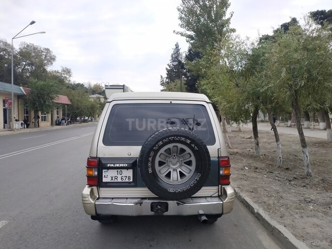Mitsubishi Pajero 1993, 254,563 km - 2.5 l - Sumqayıt