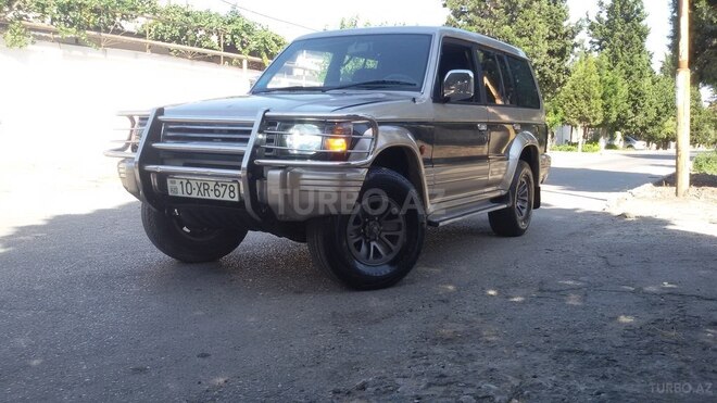Mitsubishi Pajero 1993, 254,563 km - 2.5 l - Sumqayıt