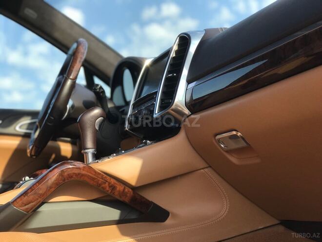 Porsche Cayenne Turbo 2012, 107,500 km - 4.8 л - Bakı