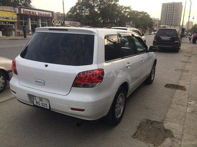 Mitsubishi Airtrek 2001, 260,000 km - 2.0 л - Bakı