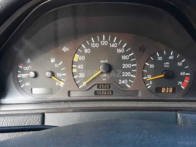 Mercedes E 230 1995, 400,000 km - 2.3 l - Bakı