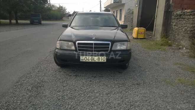 Mercedes C 180 1995, 145,890 km - 1.8 l - Zaqatala
