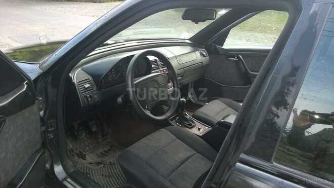 Mercedes C 180 1995, 145,890 km - 1.8 l - Zaqatala