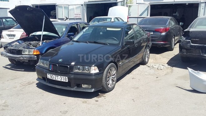 BMW 318 1997, 425,000 km - 1.8 л - Bakı