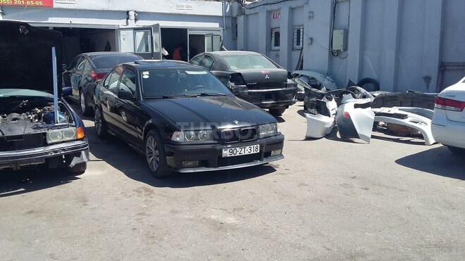 BMW 318 1997, 425,000 km - 1.8 л - Bakı