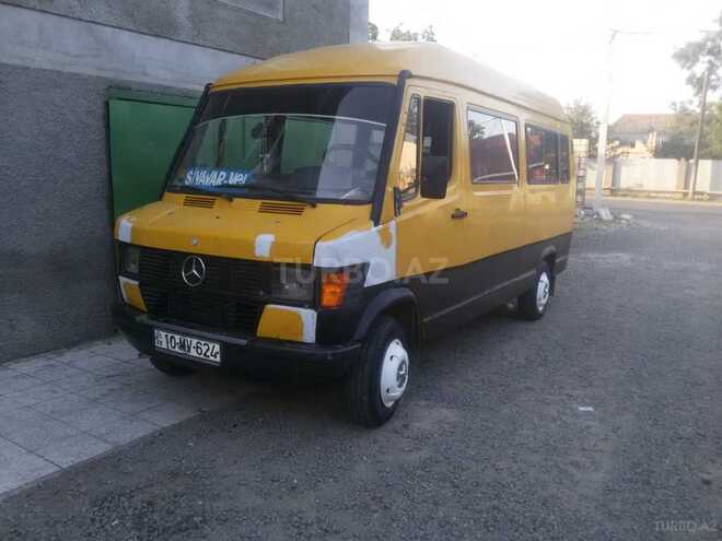 Mercedes 208 D 2002, 3,345,896 km - 1.9 l - Tovuz
