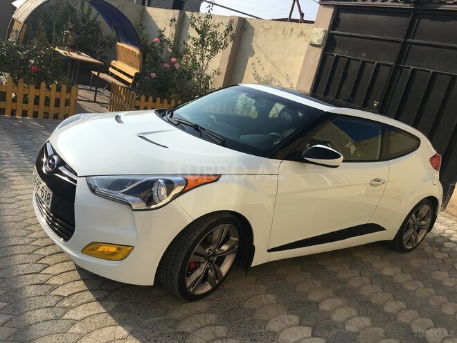 Hyundai Veloster 2012, 110,000 km - 1.6 л - Bakı