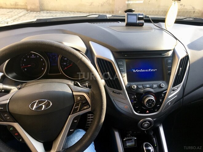 Hyundai Veloster 2012, 110,000 km - 1.6 л - Bakı