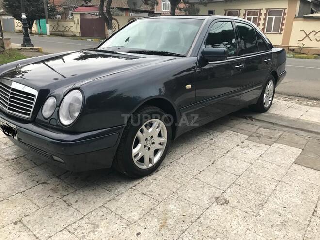 Mercedes E 220 1999, 312,000 km - 2.2 л - Lənkəran
