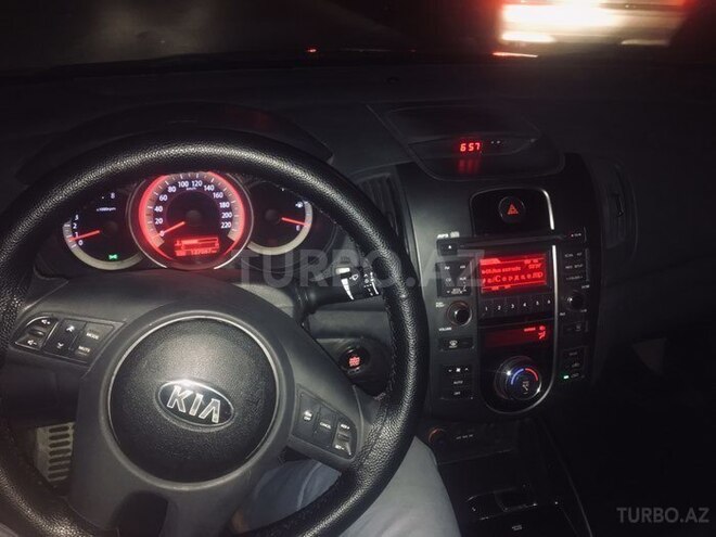 Kia Cerato 2012, 136,500 km - 2.0 л - Bakı