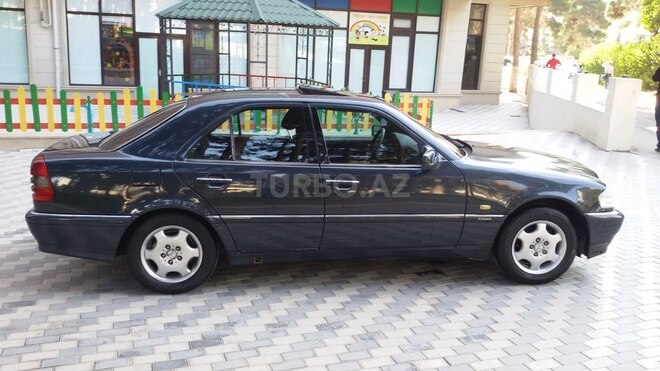Mercedes C 220 1997, 297,500 km - 2.2 л - Bakı