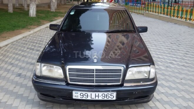 Mercedes C 220 1997, 297,500 km - 2.2 л - Bakı