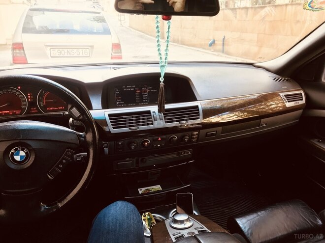BMW 745 2004, 287,077 km - 4.4 л - Bakı