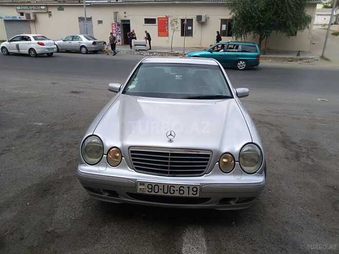 Mercedes E 200 1999, 215,000 km - 2.0 l - Bakı