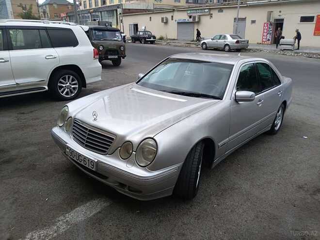 Mercedes E 200 1999, 215,000 km - 2.0 l - Bakı
