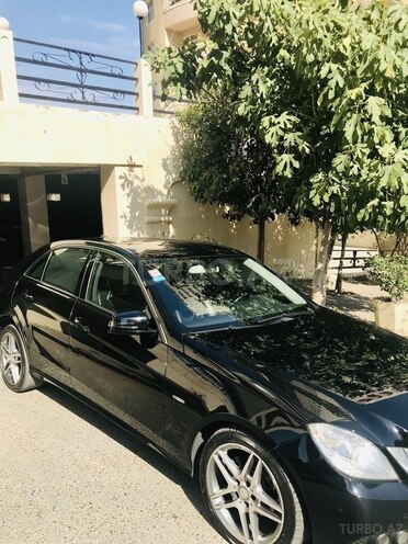 Mercedes E 220 2011, 138,000 km - 2.2 л - Bakı