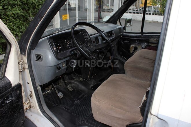 GAZ 3302-744 1999, 400,000 km - 2.3 l - Zaqatala