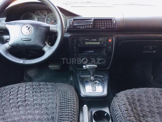 Volkswagen Passat 2002, 163,000 km - 1.8 l - Bakı